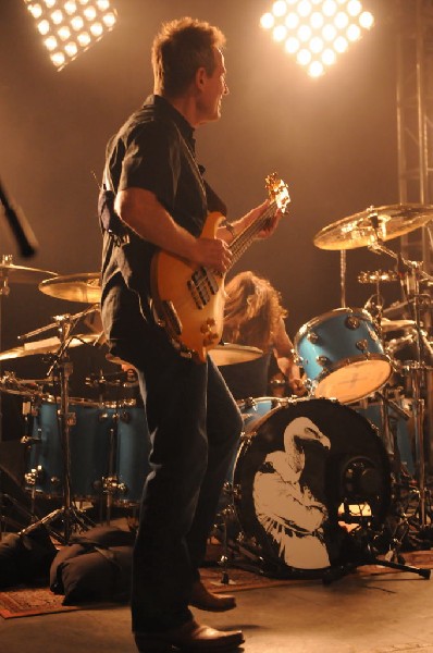 Them Crooked Vultures at Stubb's BarBQ, Austin, Texas - 10/01/09