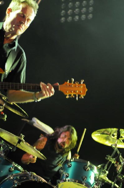 Them Crooked Vultures at Stubb's BarBQ, Austin, Texas - 10/01/09