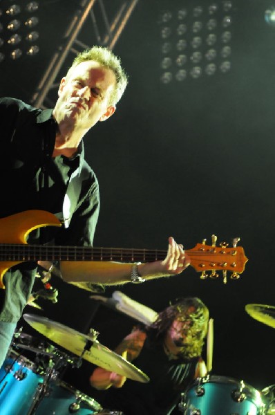 Them Crooked Vultures at Stubb's BarBQ, Austin, Texas - 10/01/09