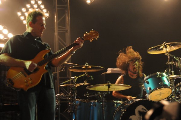 Them Crooked Vultures at Stubb's BarBQ, Austin, Texas - 10/01/09