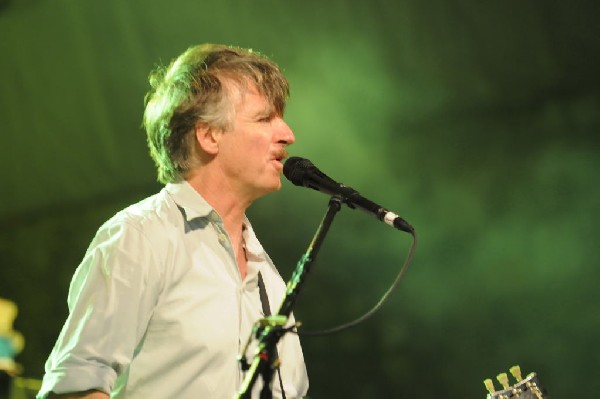 Crowded House at Stubb's BarBQ, Austin, Texas 08/05/2010