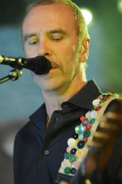 Crowded House at Stubb's BarBQ, Austin, Texas 08/05/2010