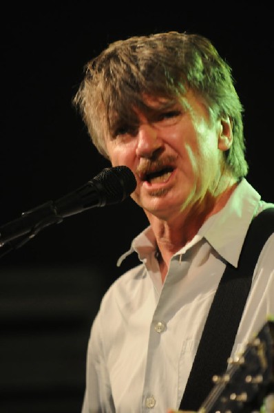 Crowded House at Stubb's BarBQ, Austin, Texas 08/05/2010