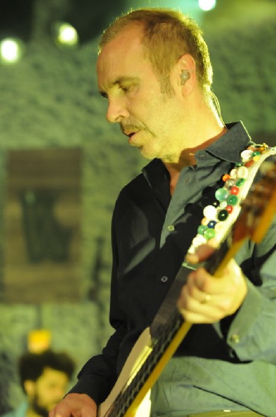 Crowded House at Stubb's BarBQ, Austin, Texas 08/05/2010