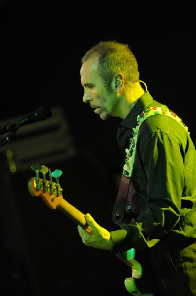 Crowded House at Stubb's BarBQ, Austin, Texas 08/05/2010