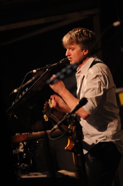 Crowded House at Stubb's BarBQ, Austin, Texas 08/05/2010