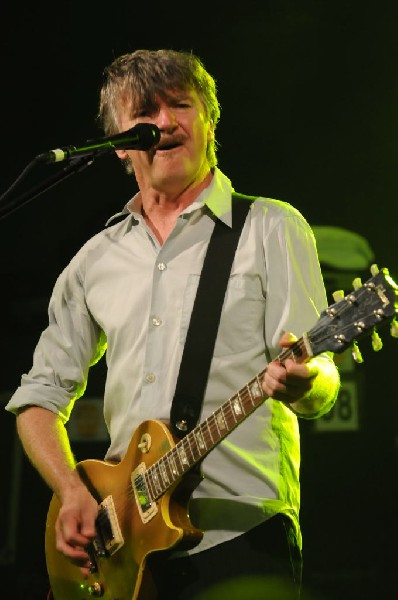 Crowded House at Stubb's BarBQ, Austin, Texas 08/05/2010