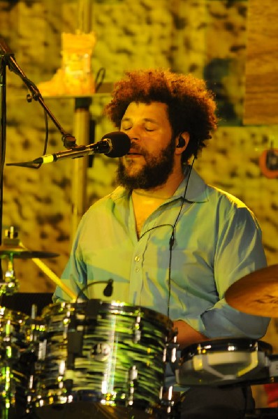 Crowded House at Stubb's BarBQ, Austin, Texas 08/05/2010