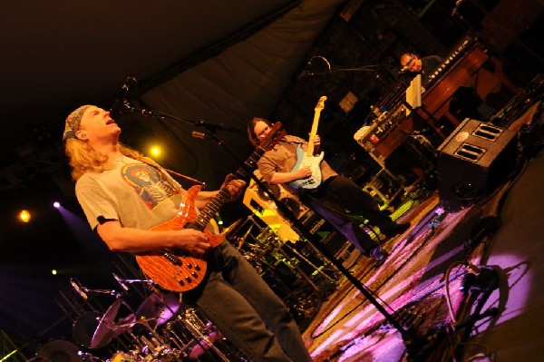 Dark Star Orchestra at Stubb's BarBQ, Austin Texas 03/06/2010