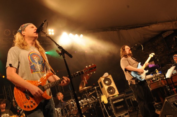 Dark Star Orchestra at Stubb's BarBQ, Austin Texas 03/06/2010