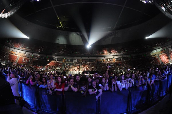 Dashboard Confessional at the Frank Erwin Center, Austin, Texas
