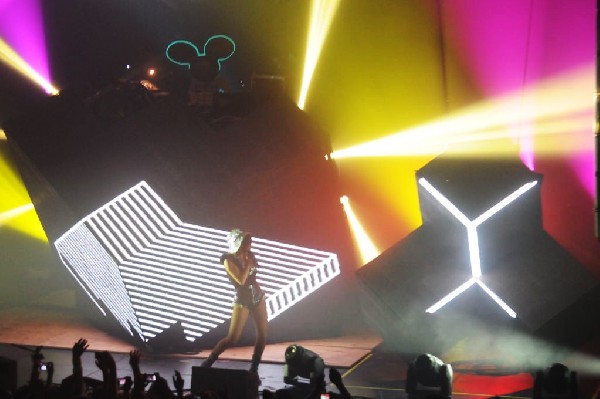 Deadmau5 at the Austin Music Hall, 09/13/11 - Austin Texas - photo by jeff