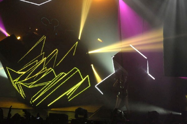 Deadmau5 at the Austin Music Hall, 09/13/11 - Austin Texas - photo by jeff