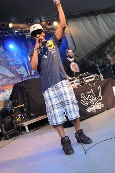 Del The Funky Homosapien at Stubb's BarBQ, Austin Texas 04/20/10