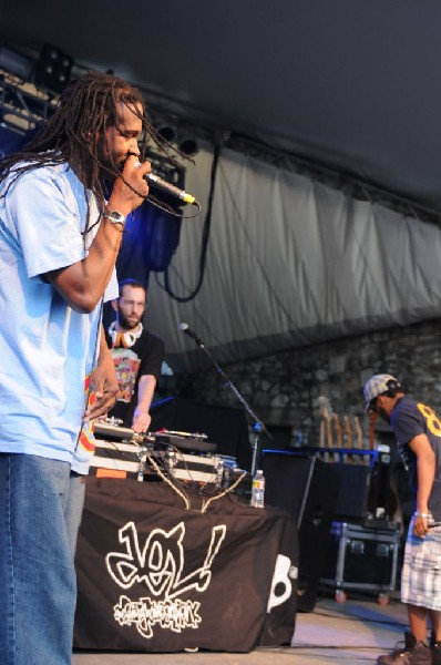 Del The Funky Homosapien at Stubb's BarBQ, Austin Texas 04/20/10