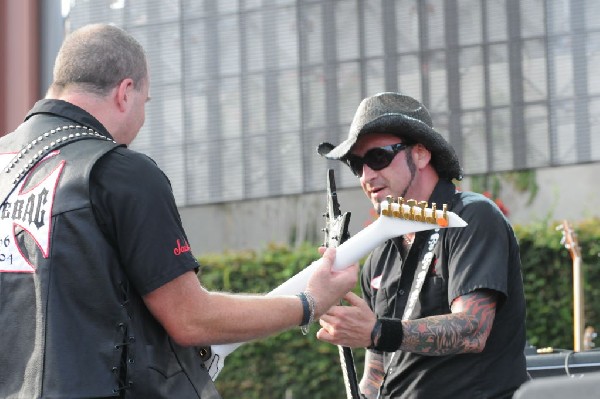 Dimebag Tribute at Ozzfest 2008