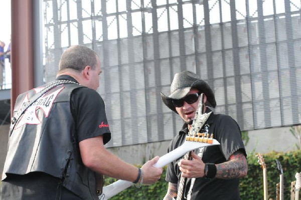 Dimebag Tribute at Ozzfest 2008