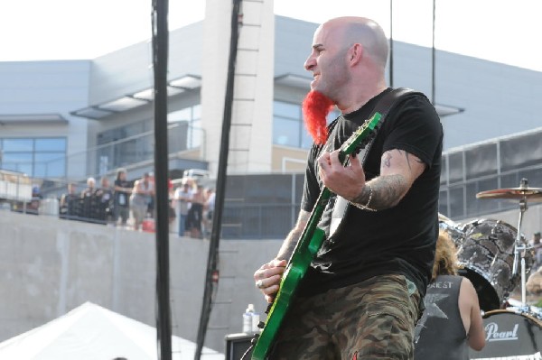 Dimebag Tribute at Ozzfest 2008