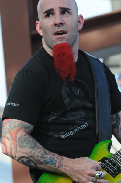 Dimebag Tribute at Ozzfest 2008