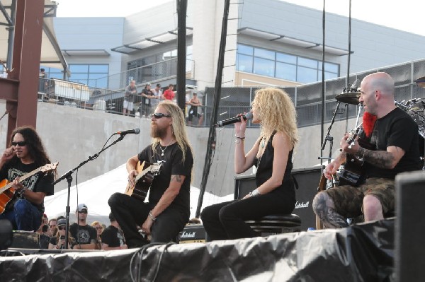 Dimebag Tribute at Ozzfest 2008