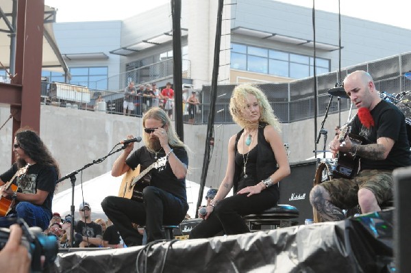 Dimebag Tribute at Ozzfest 2008