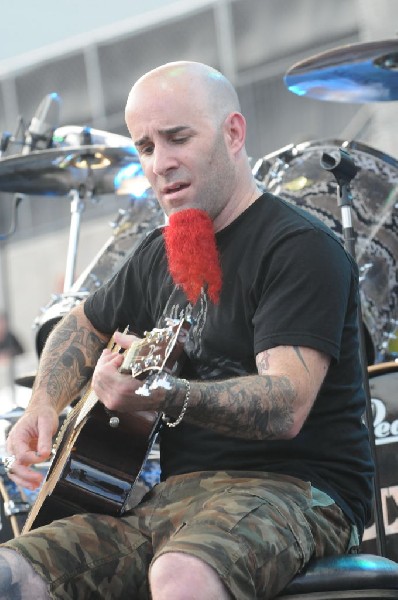 Dimebag Tribute at Ozzfest 2008