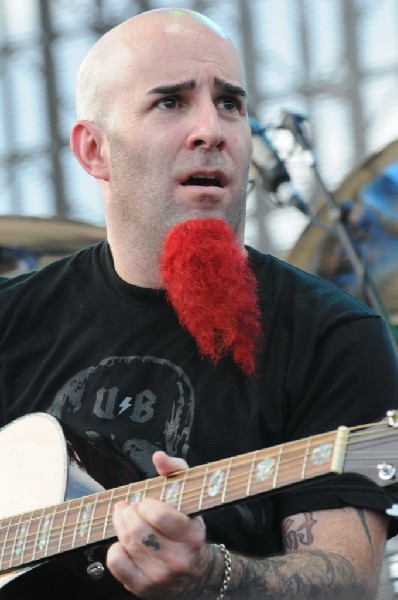 Dimebag Tribute at Ozzfest 2008