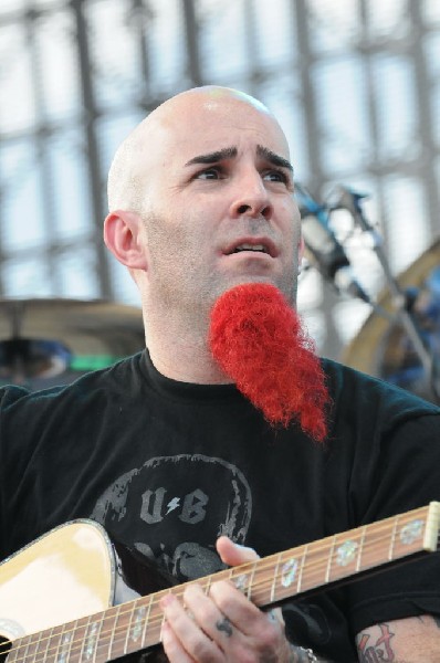 Dimebag Tribute at Ozzfest 2008