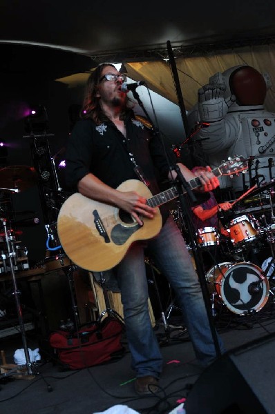 Dirt Foot at Stubb's BarBQ, Austin, Texas 05/24/11 - photo by jeff barringe