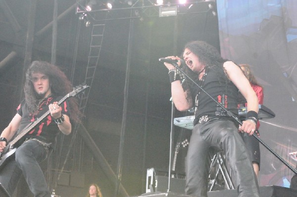 Dragonforce at the Mayhem Festival Verizon Wireless Amphitheater