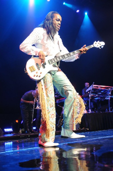 Earth, Wind & Fire at ACL Live at the Moody Theater, 03/01/2012, Austin