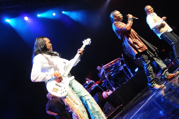 Earth, Wind & Fire at ACL Live at the Moody Theater, 03/01/2012, Austin