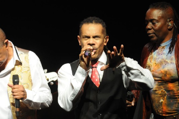 Earth, Wind & Fire at ACL Live at the Moody Theater, 03/01/2012, Austin