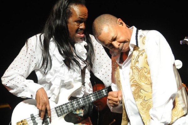 Earth, Wind & Fire at ACL Live at the Moody Theater, 03/01/2012, Austin