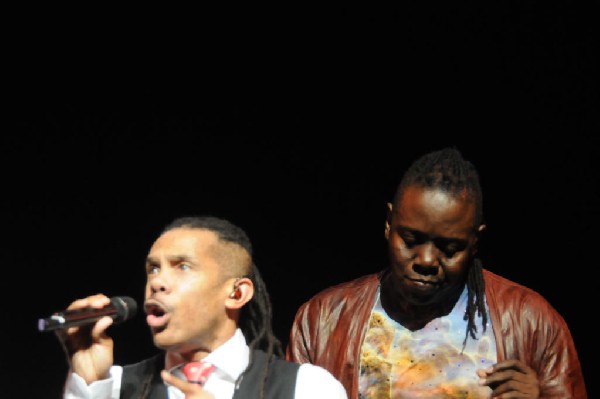 Earth, Wind & Fire at ACL Live at the Moody Theater, 03/01/2012, Austin