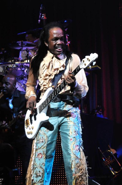 Earth, Wind & Fire at ACL Live at the Moody Theater, Austin, Texas 06/1