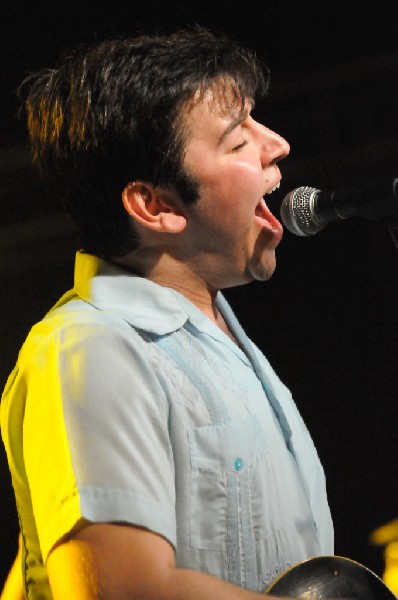 Eli "Paperboy" Reed & The True Loves  at La Zona Rosa