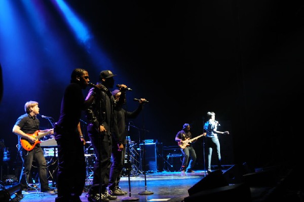 Estelle at the Bass Concert Hall