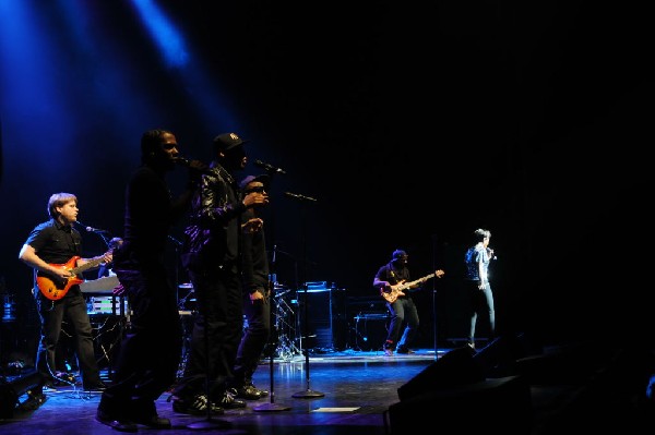 Estelle at the Bass Concert Hall