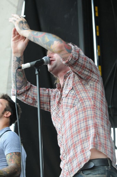 Every Time I Die on the Highway 1 Stage, Warped Tour, Verizon Wireless Amph