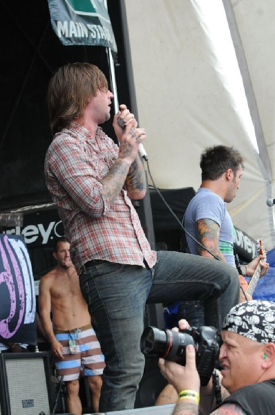 Every Time I Die on the Highway 1 Stage, Warped Tour, Verizon Wireless Amph