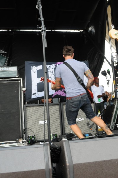 Every Time I Die on the Highway 1 Stage, Warped Tour, Verizon Wireless Amph
