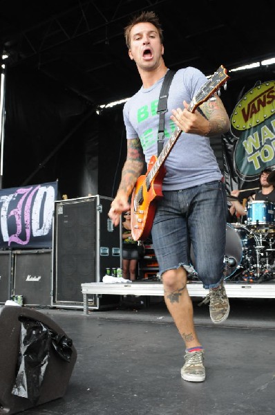 Every Time I Die on the Highway 1 Stage, Warped Tour, Verizon Wireless Amph