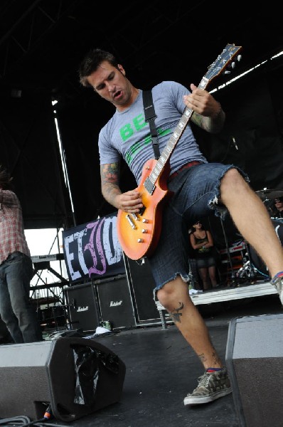 Every Time I Die on the Highway 1 Stage, Warped Tour, Verizon Wireless Amph