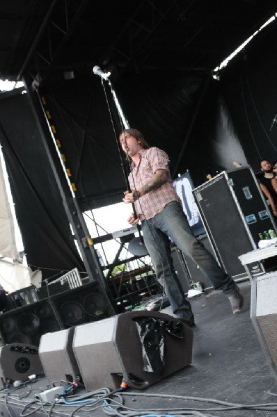 Every Time I Die on the Highway 1 Stage, Warped Tour, Verizon Wireless Amph