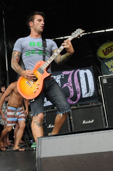 Every Time I Die on the Highway 1 Stage, Warped Tour, Verizon Wireless Amph
