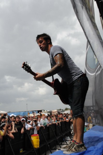 Every Time I Die on the Highway 1 Stage, Warped Tour, Verizon Wireless Amph