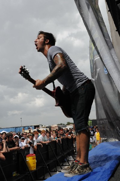 Every Time I Die on the Highway 1 Stage, Warped Tour, Verizon Wireless Amph