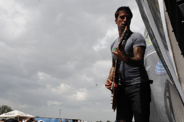 Every Time I Die on the Highway 1 Stage, Warped Tour, Verizon Wireless Amph