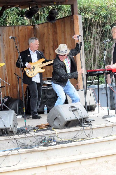 Mike Claxton  of the Sherwoods